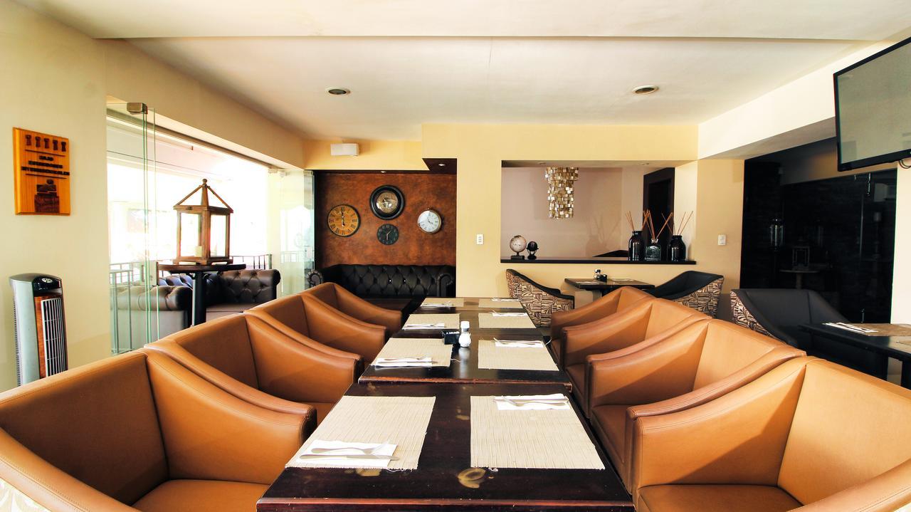 La Riviera Hotel San Antonio De Belen Екстериор снимка