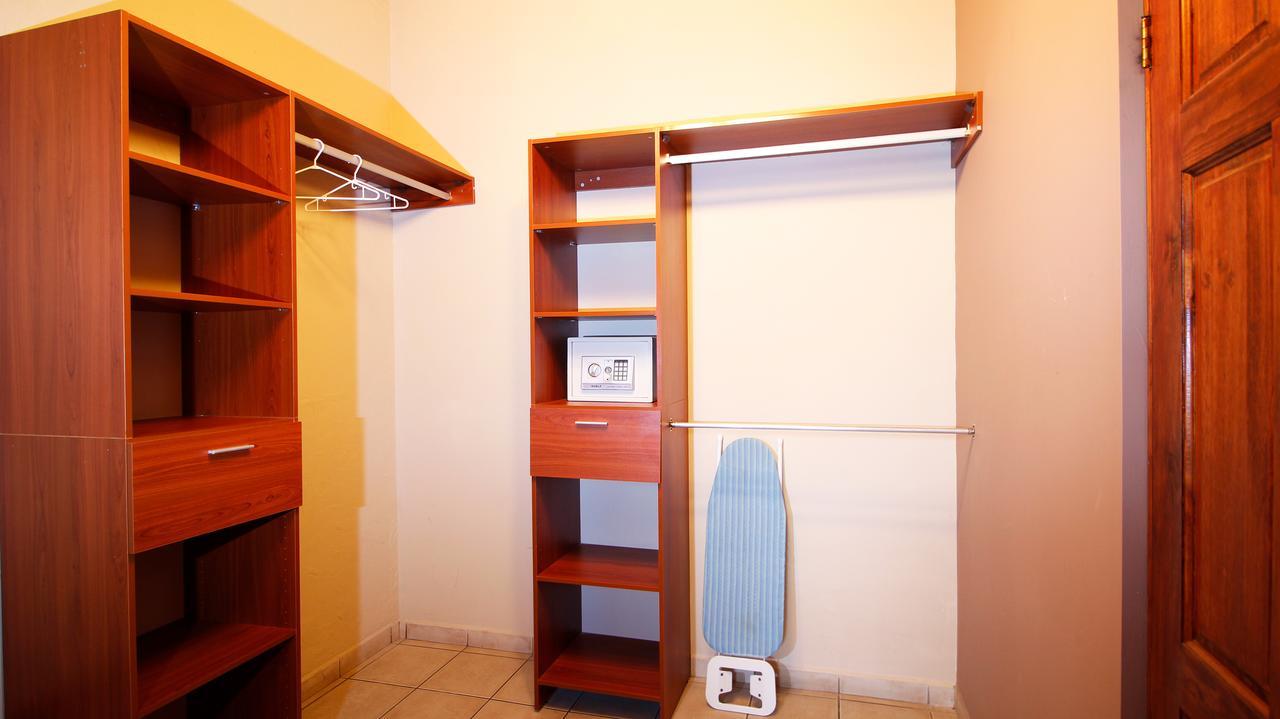 La Riviera Hotel San Antonio De Belen Екстериор снимка