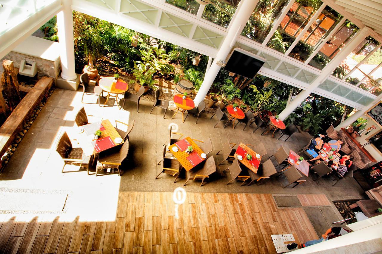 La Riviera Hotel San Antonio De Belen Екстериор снимка