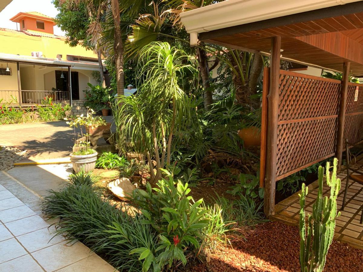 La Riviera Hotel San Antonio De Belen Екстериор снимка