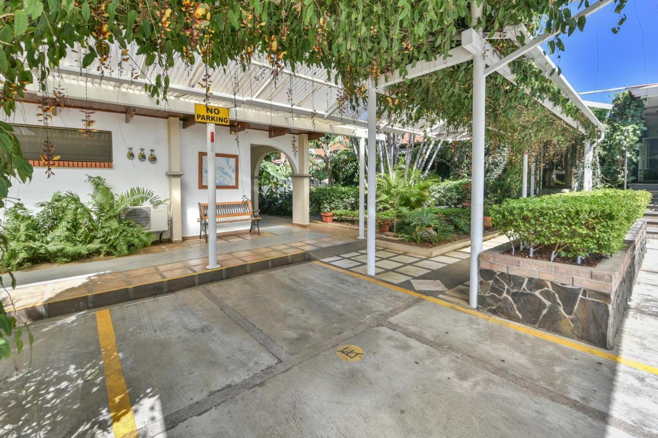 La Riviera Hotel San Antonio De Belen Екстериор снимка